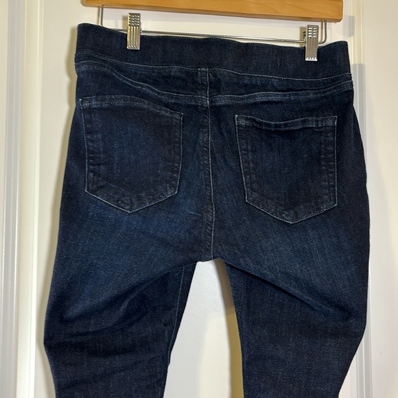 Amazon essentials pull on jeggings - Picture 6 of 11